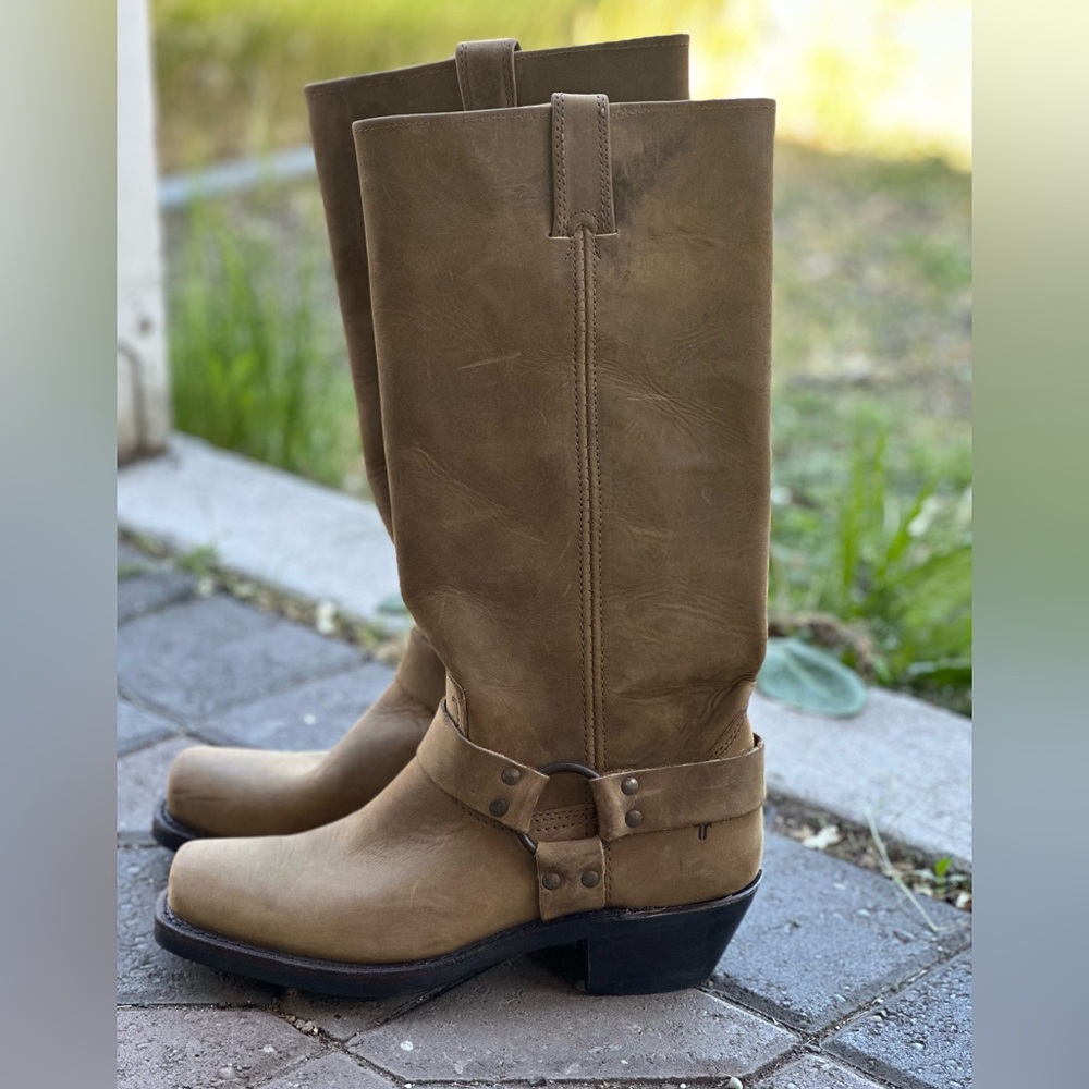 Frye 15R Harness boots knee high size 8.5 brand new